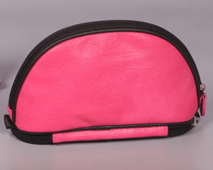 Cosmetic bag