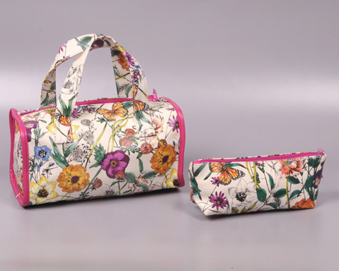 Cosmetic bag